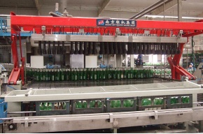 Four-linkage plastic case packer